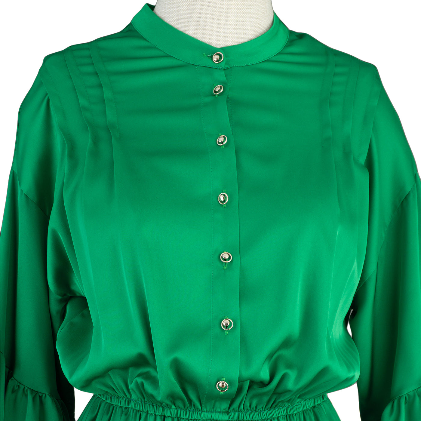 Green Ruffled Mini Dress with Lace Details – Playful & Feminine