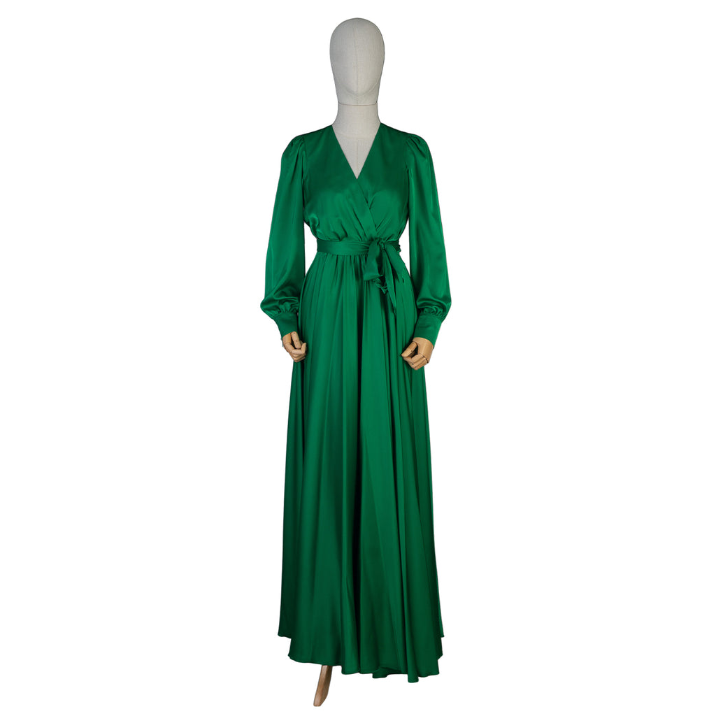 Green Wrap Maxi Dress – Elegance &amp; Comfort