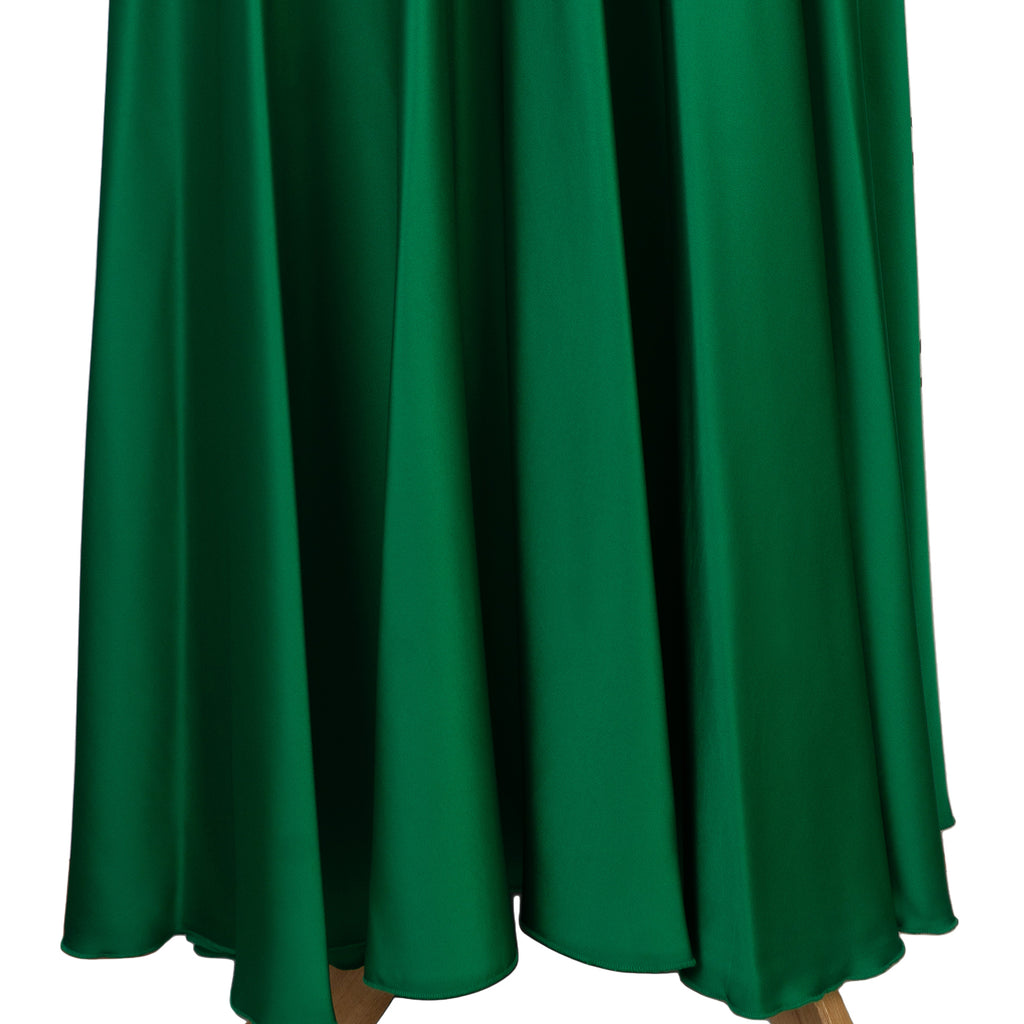 Green Wrap Maxi Dress – Elegance &amp; Comfort
