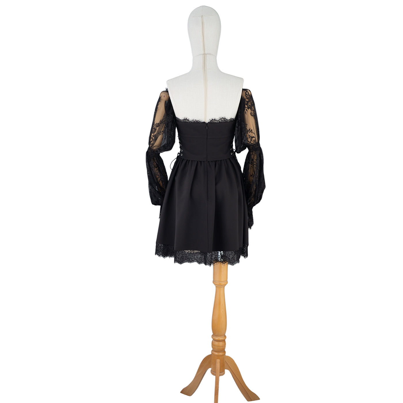 💫 Elegant Black Dress with Lace Sleeves