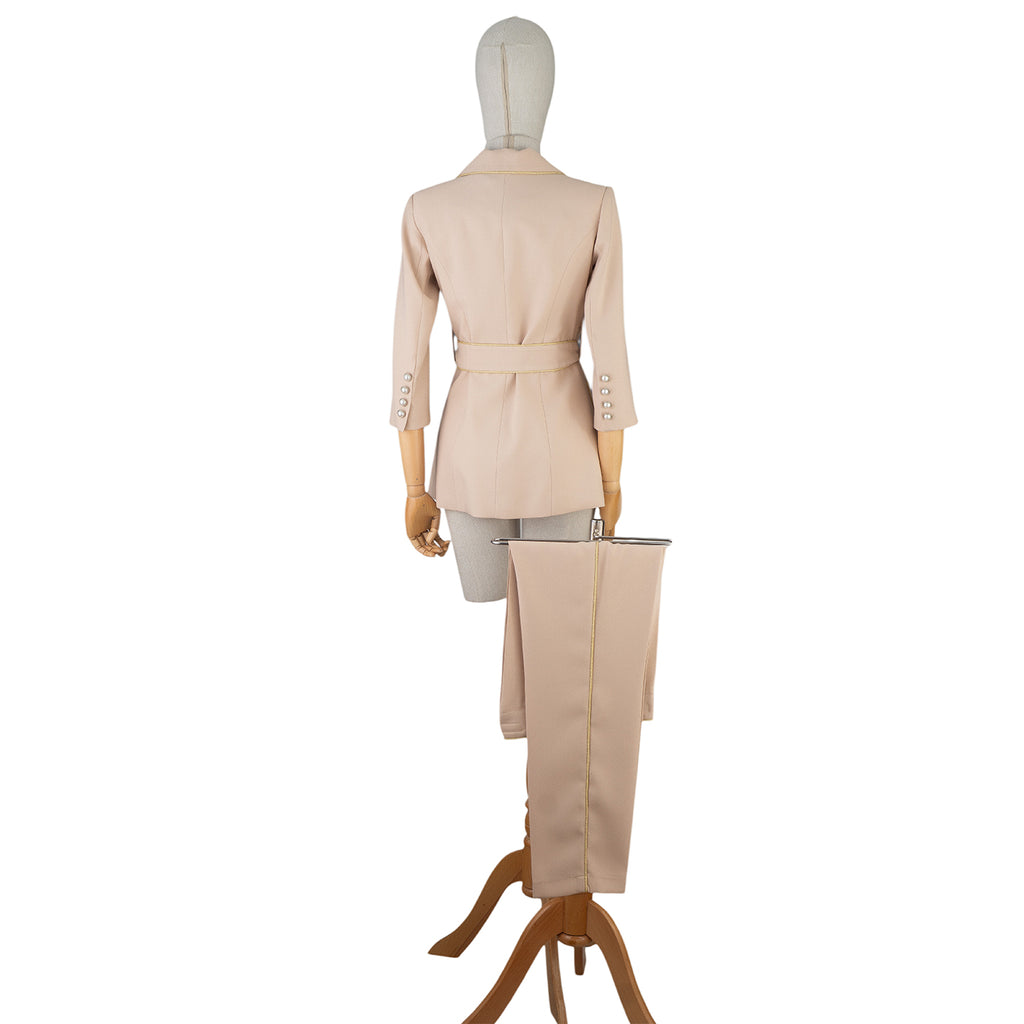 Beige Suit with Belt and Contrast Trim – Elegant with an Edge