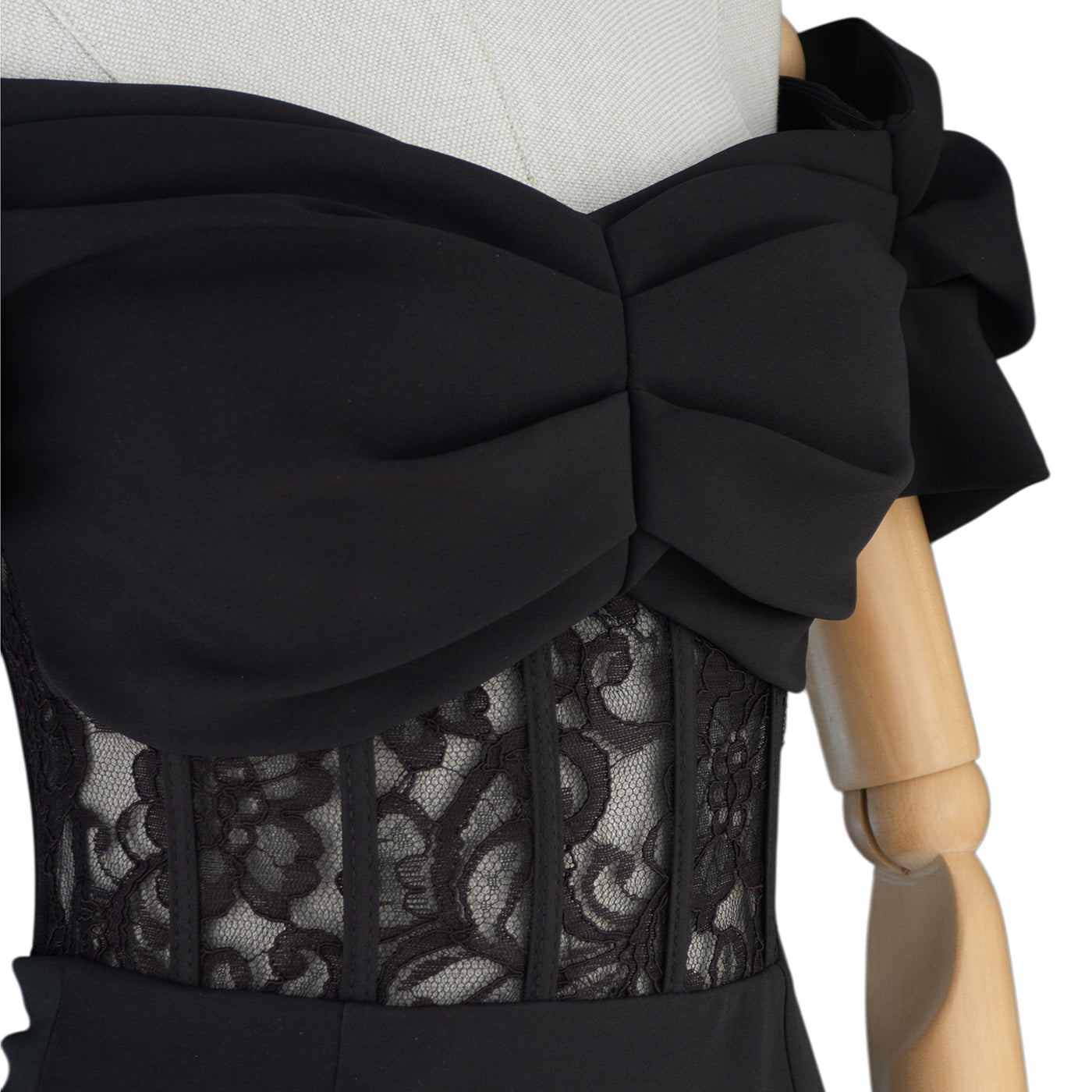 Off-Shoulder Lace Bodycon Dress