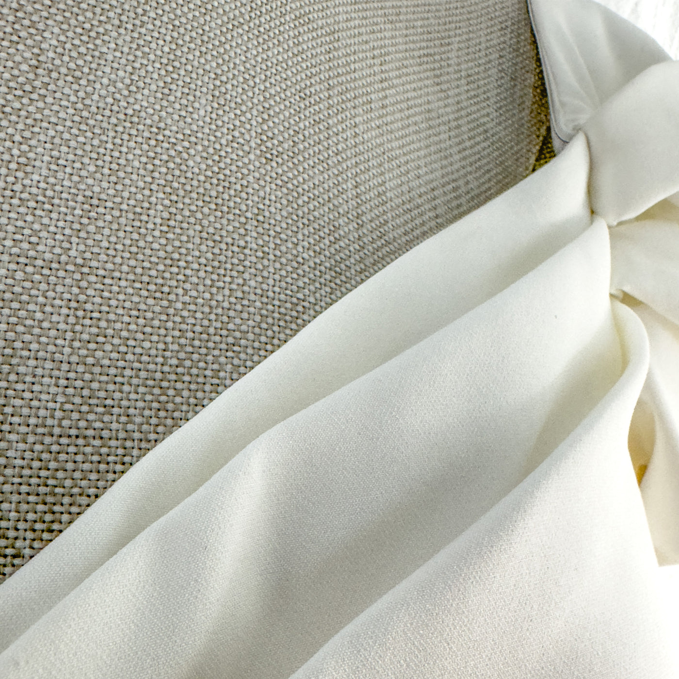 Off-Shoulder Lace Dress – Timeless Elegance