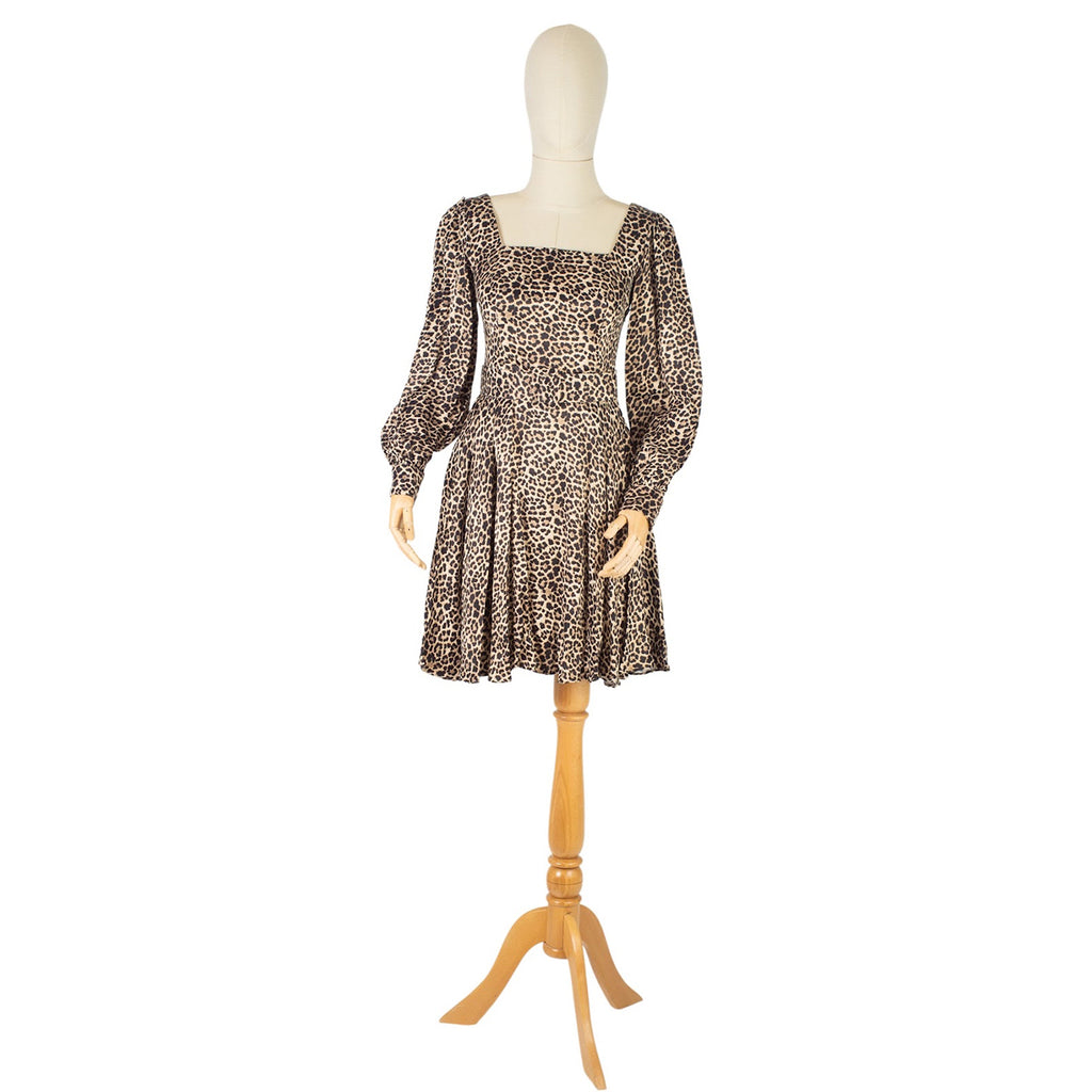 Mini Leopard Print Dress with Puff Sleeves