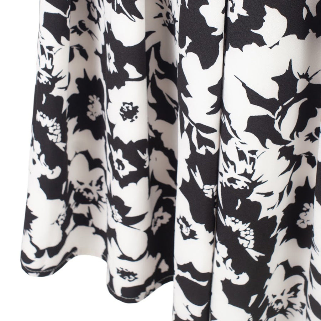 Floral Print Midi Dress with Wavy Collar and Button Detail